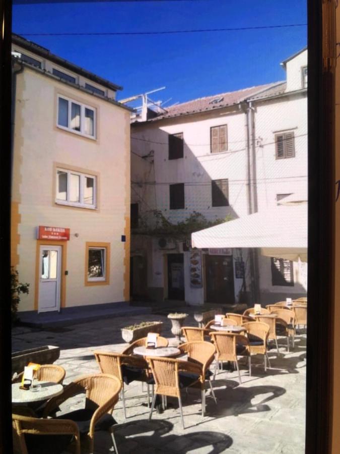 Sobe Kod Bakija Hotel Karlobag Exterior photo